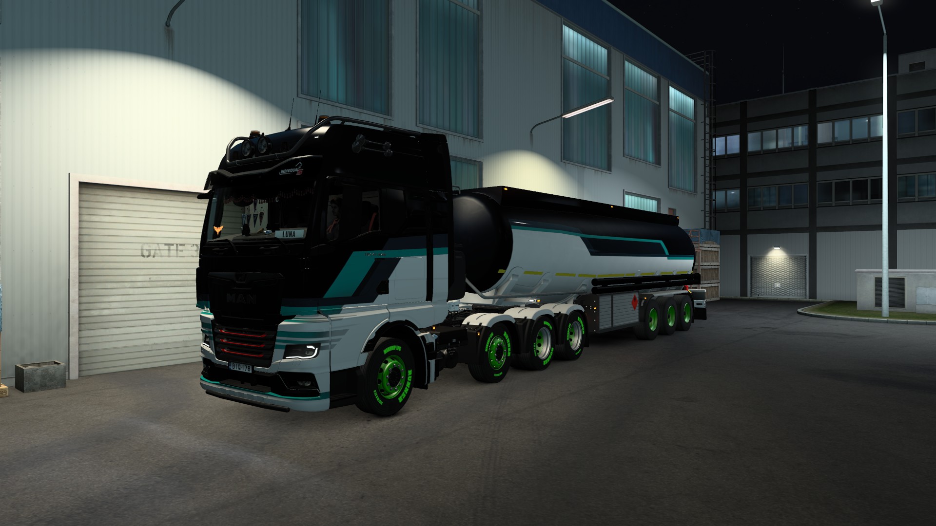 Sammakko truck taking a break